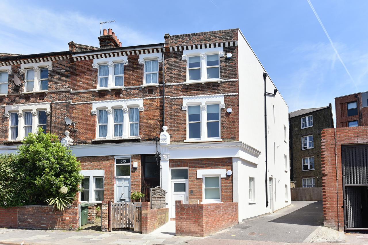 Brand New Herne Hill Londra